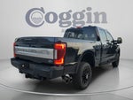 2021 F-350 Super Duty Thumbnail 3