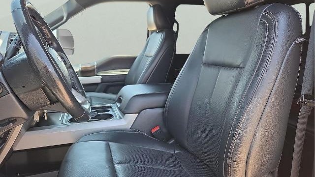 2022 Ford F-350 Super Duty Lariat