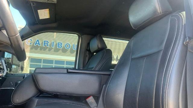 2022 Ford F-350 Super Duty Platinum