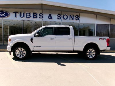 2022 Ford F-350 Super Duty 4X4 Platinum 4DR Crew Cab 6.8 FT. SB SRW Pickup