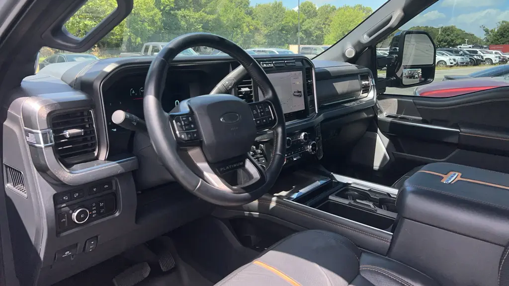 2023 Ford F-350 Super Duty King Ranch