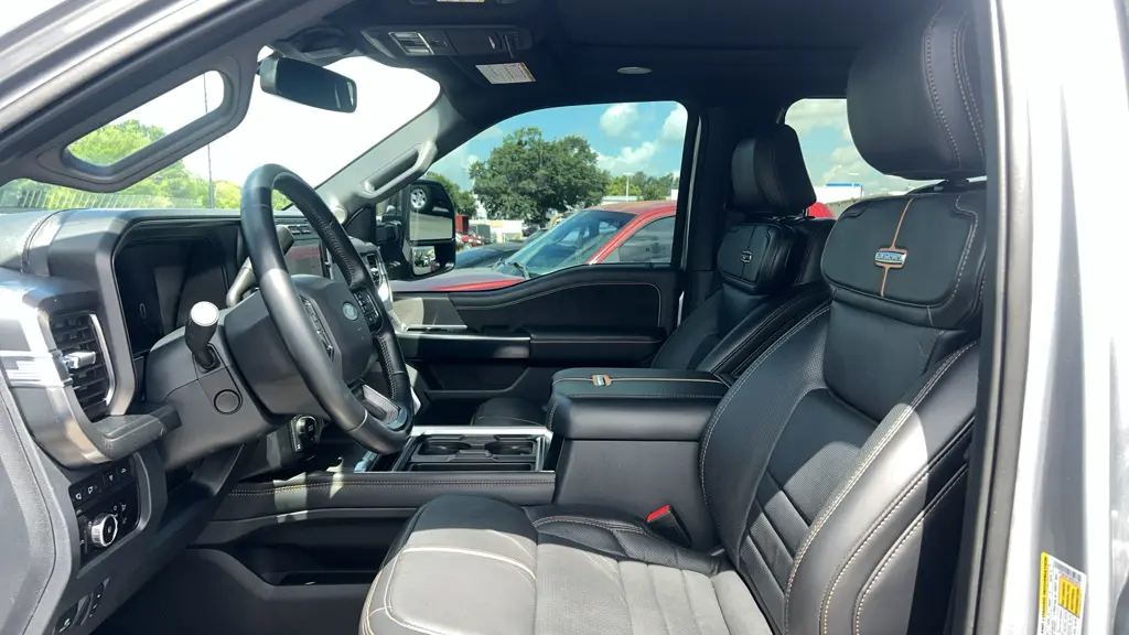 2023 Ford F-350 Super Duty King Ranch
