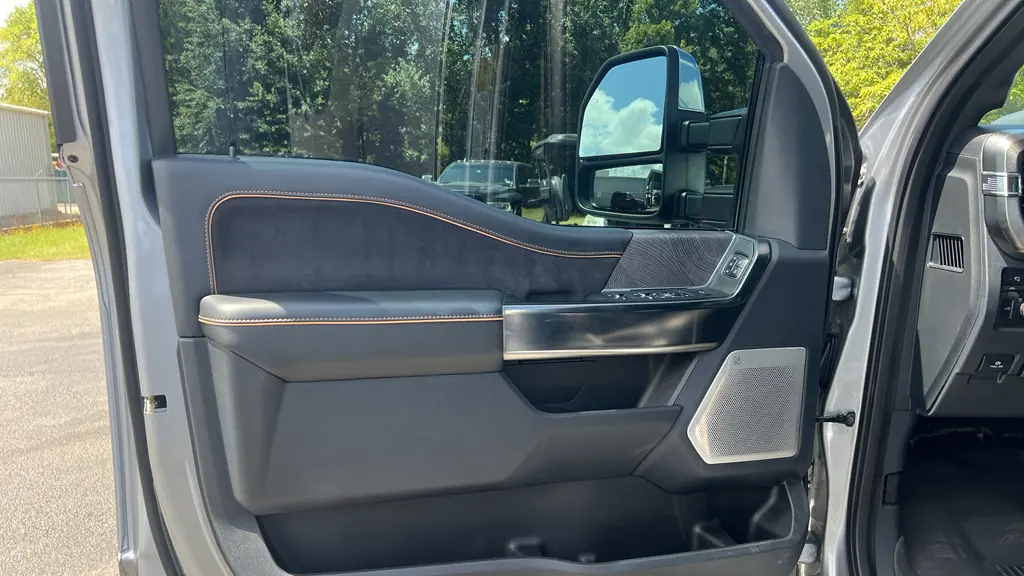 2023 Ford F-350 Super Duty King Ranch