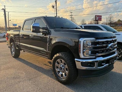 2024 Ford F-350 Super Duty 4X4 King Ranch 4DR Crew Cab 6.8 FT. SB SRW Pickup