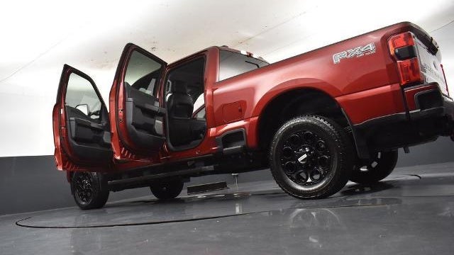 2025 Ford F-350 Super Duty XL