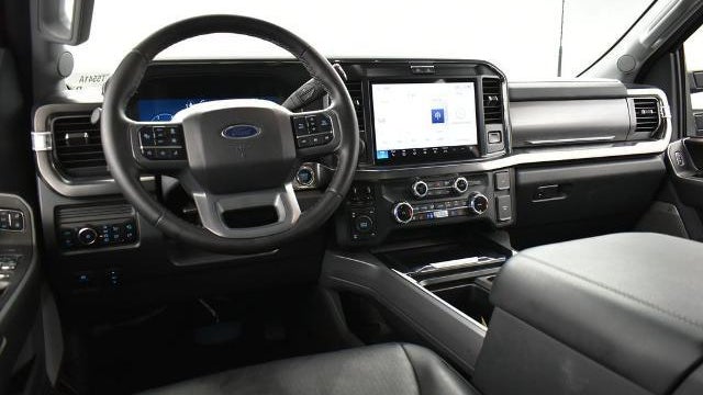 2025 Ford F-350 Super Duty XL