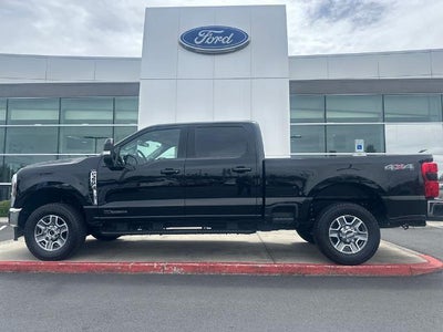 Photo of a 2025 Ford F-350 Super Duty 4X4 Platinum 4DR Crew Cab 6.8 FT. SB SRW Pickup for sale
