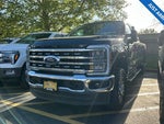 2025 F-350 Super Duty Thumbnail 1