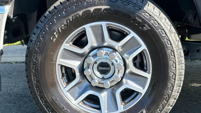 2025 Ford F-350 Super Duty Lariat