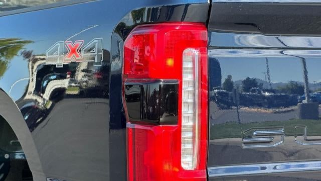 2025 Ford F-350 Super Duty Lariat