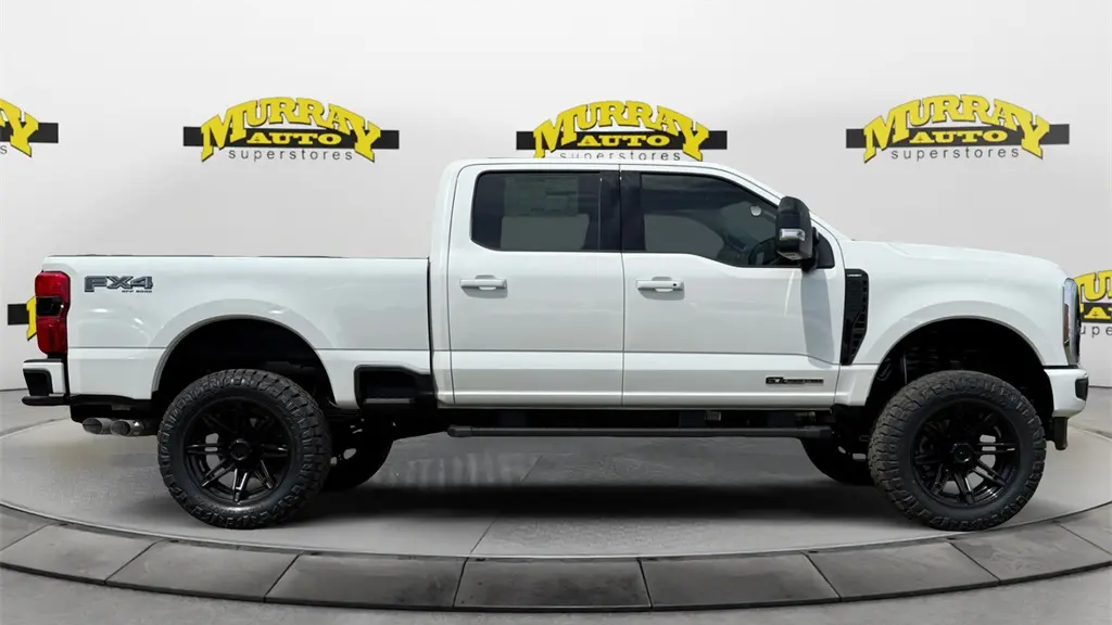 2025 Ford F-350 Super Duty XLT