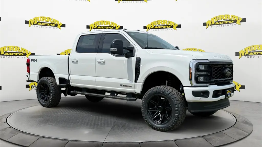 2025 Ford F-350 Super Duty XLT