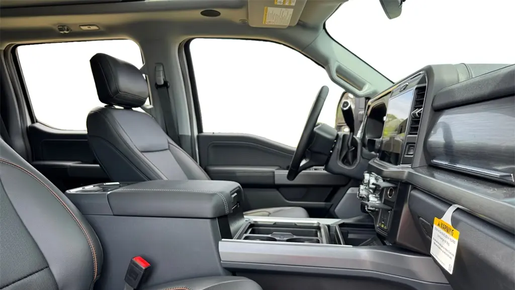 2025 Ford F-350 Super Duty XLT