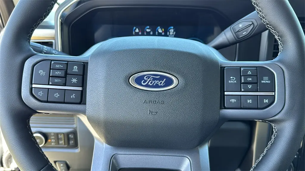 2025 Ford F-350 Super Duty XLT