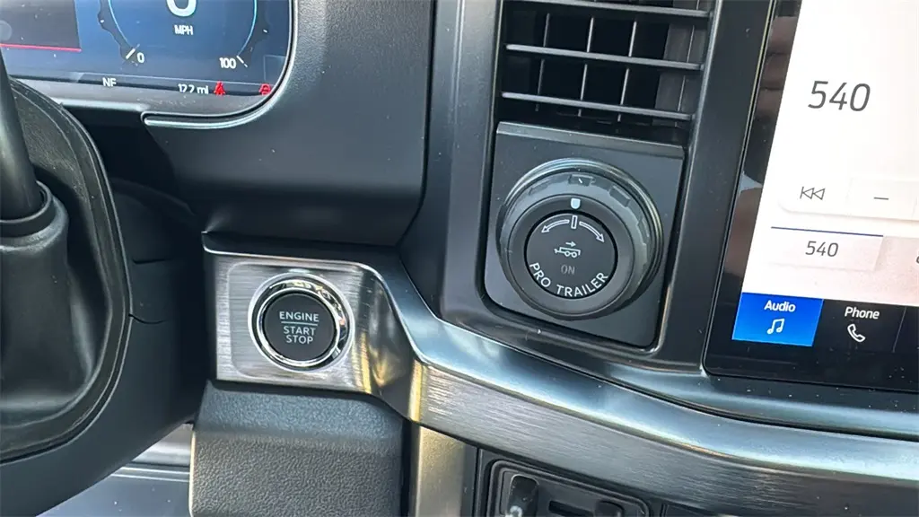 2025 Ford F-350 Super Duty XLT