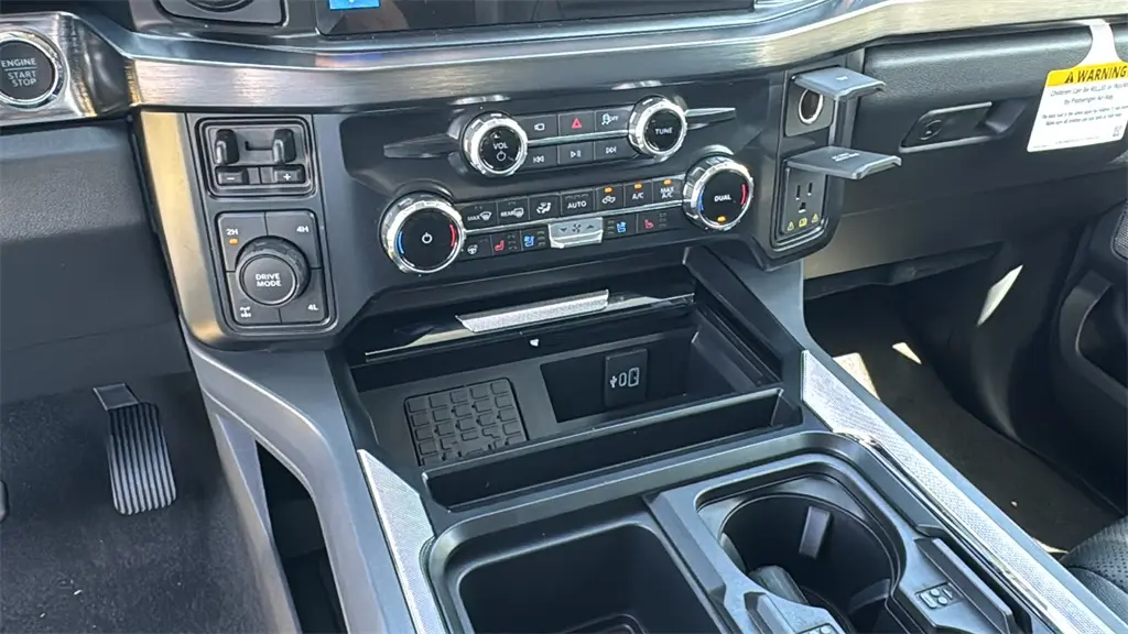 2025 Ford F-350 Super Duty XLT