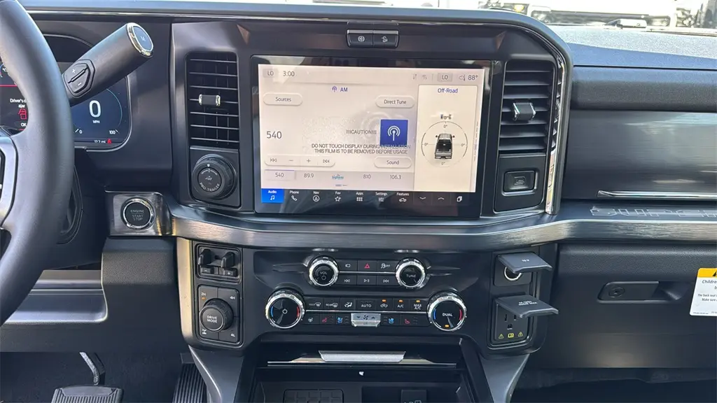 2025 Ford F-350 Super Duty XLT