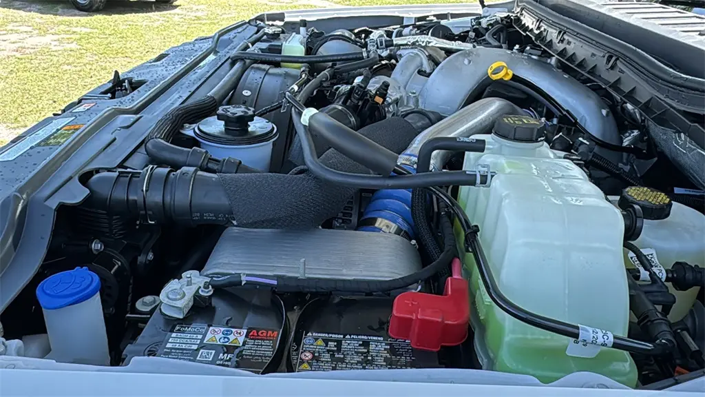 2025 Ford F-350 Super Duty XLT