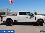 2025 F-350 Super Duty Thumbnail 4