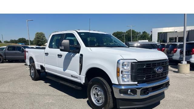 2026 Ford F-350 Super Duty Lariat