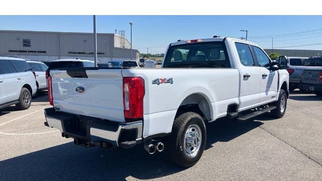 2026 Ford F-350 Super Duty Lariat