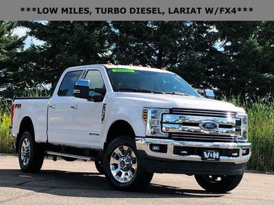 2019 Ford F-350 Super Duty 4X4 Lariat 4DR Crew Cab 6.8 FT. SB SRW Pickup