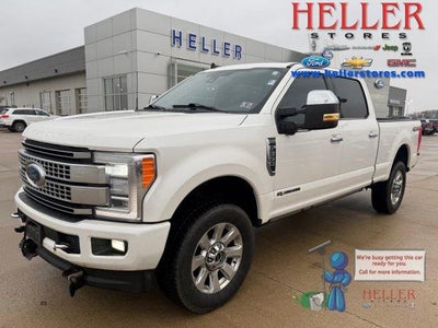 2019 Ford F-350 Super Duty 4X4 Platinum 4DR Crew Cab 6.8 FT. SB SRW Pickup