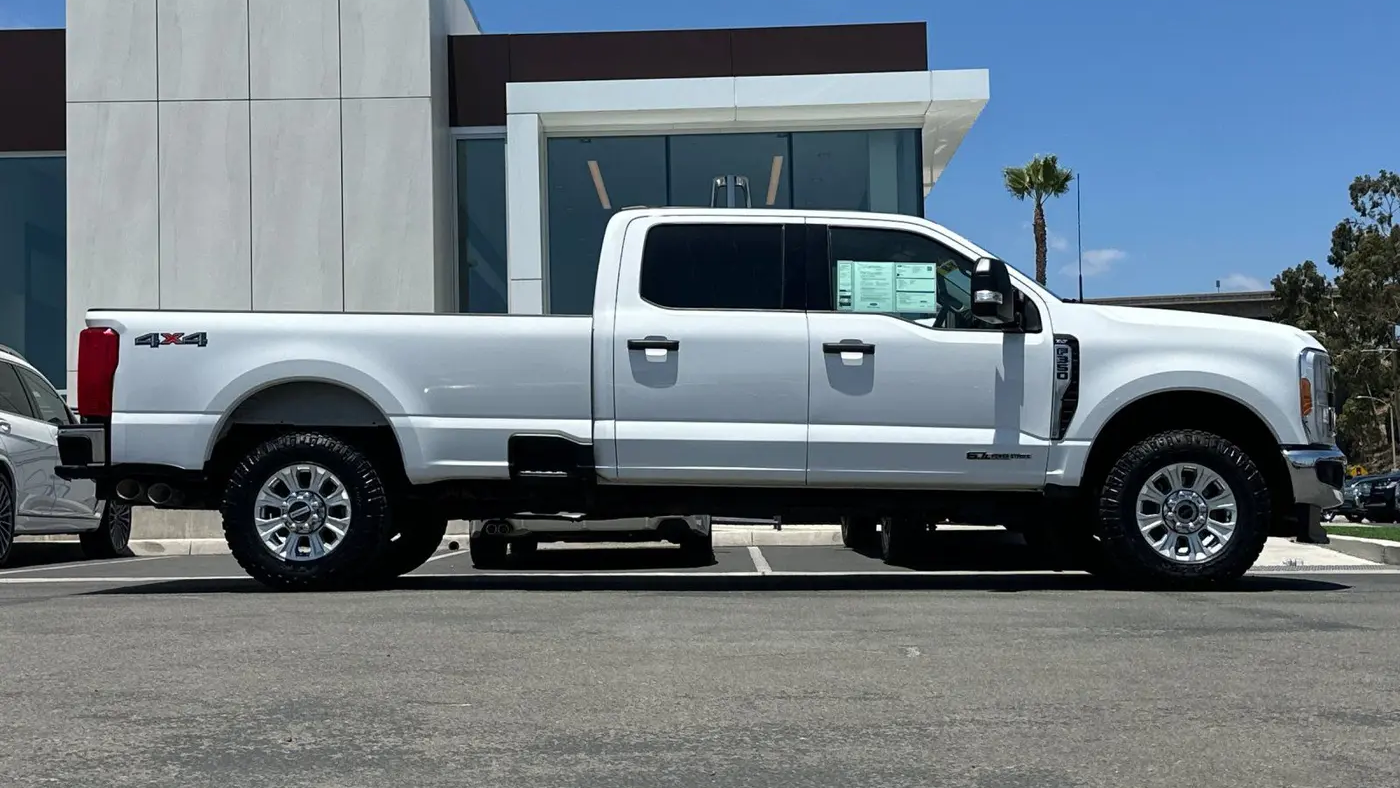 2023 Ford F-350 Super Duty King Ranch