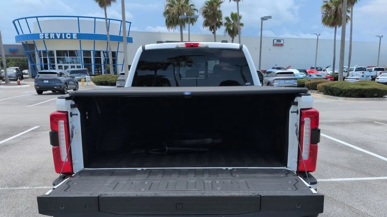 2024 Ford F-350 Super Duty XLT