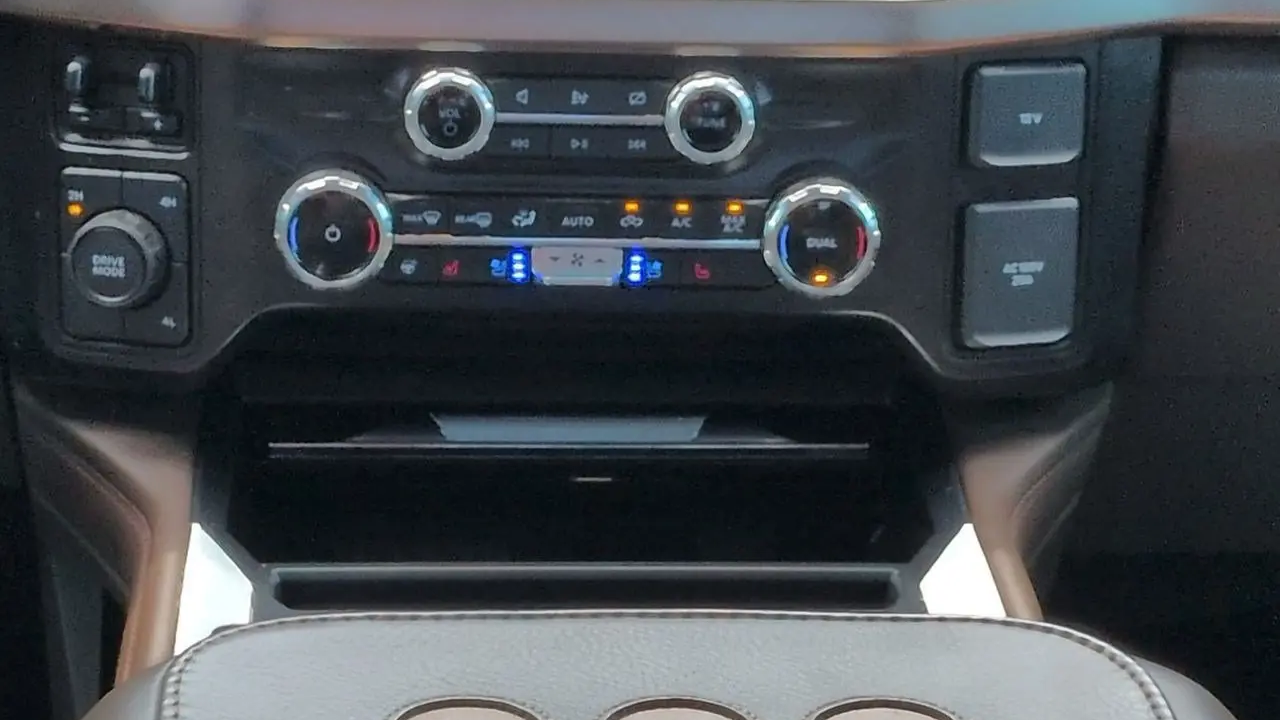 2024 Ford F-350 Super Duty XLT