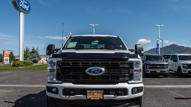 2024 Ford F-350 Super Duty XLT