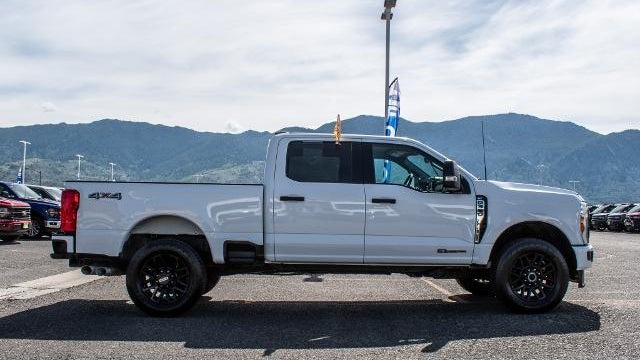 2024 Ford F-350 Super Duty XLT