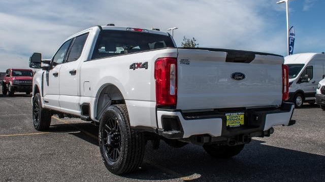 2024 Ford F-350 Super Duty XLT