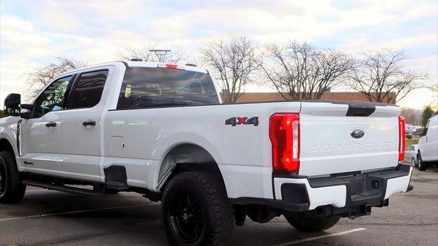 2024 Ford F-350 Super Duty XLT