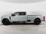 2025 F-350 Super Duty Thumbnail 2