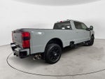 2025 F-350 Super Duty Thumbnail 5