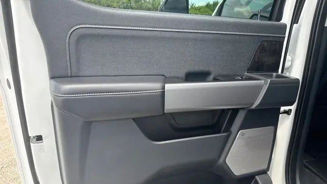 2025 Ford F-350 Super Duty XLT