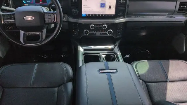 2025 Ford F-350 Super Duty King Ranch