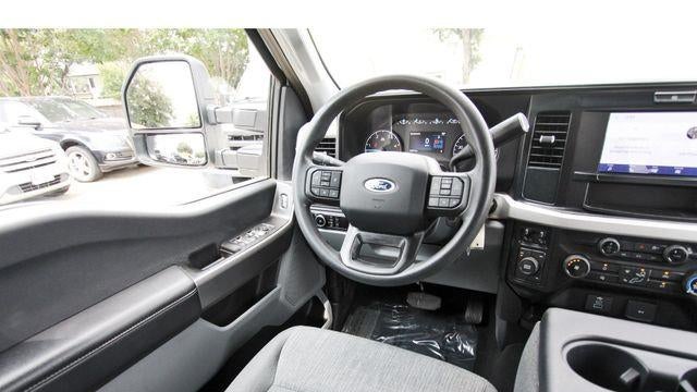 2025 Ford F-350 Super Duty Lariat