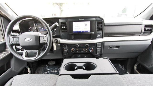 2025 Ford F-350 Super Duty Lariat