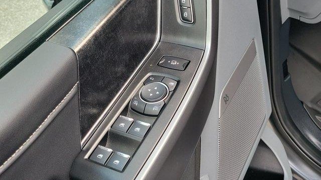 2026 Ford F-350 Super Duty XLT
