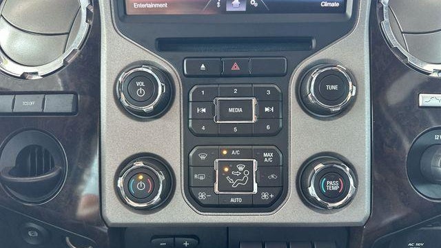 2015 Ford F-350 Super Duty Platinum