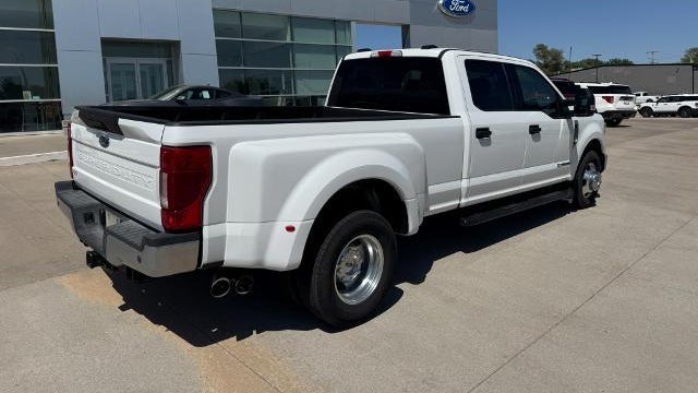 2022 Ford F-350 Super Duty Lariat