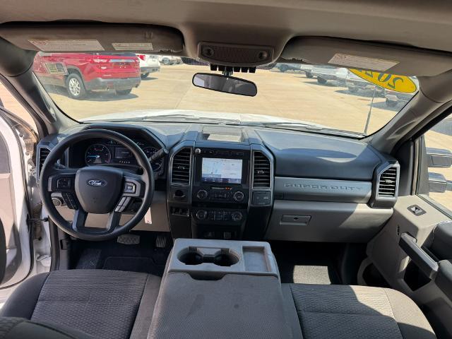 2022 Ford F-350 - $43,989