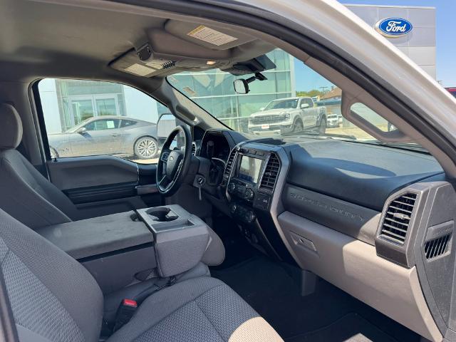 2022 Ford F-350 - $43,989