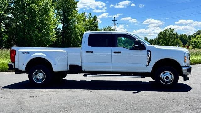 2024 Ford F-350 Super Duty XL