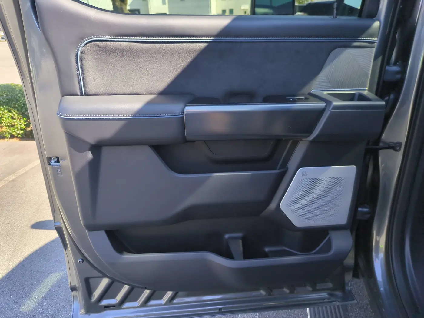 2025 Ford F-350 - $83,495