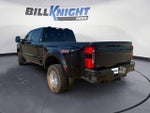 2026 F-350 Super Duty Thumbnail 3