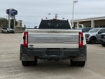 2024 F-350 Super Duty Thumbnail 6