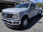 2024 F-350 Super Duty Thumbnail 2